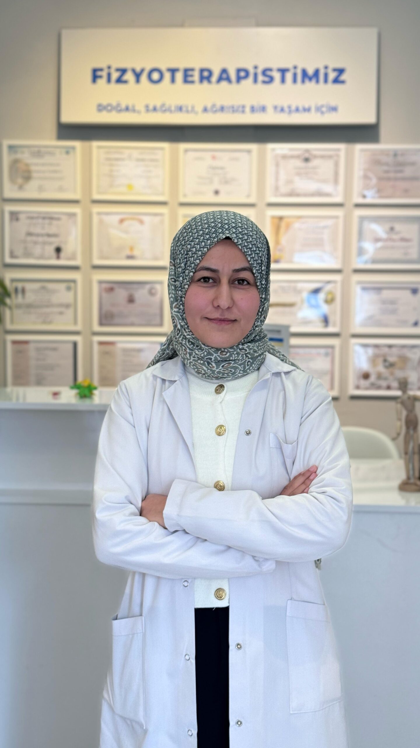 Fizyoterapist Zehra Nur Benzer